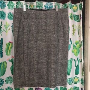 Size 14 Liverpool Pencil Skirt